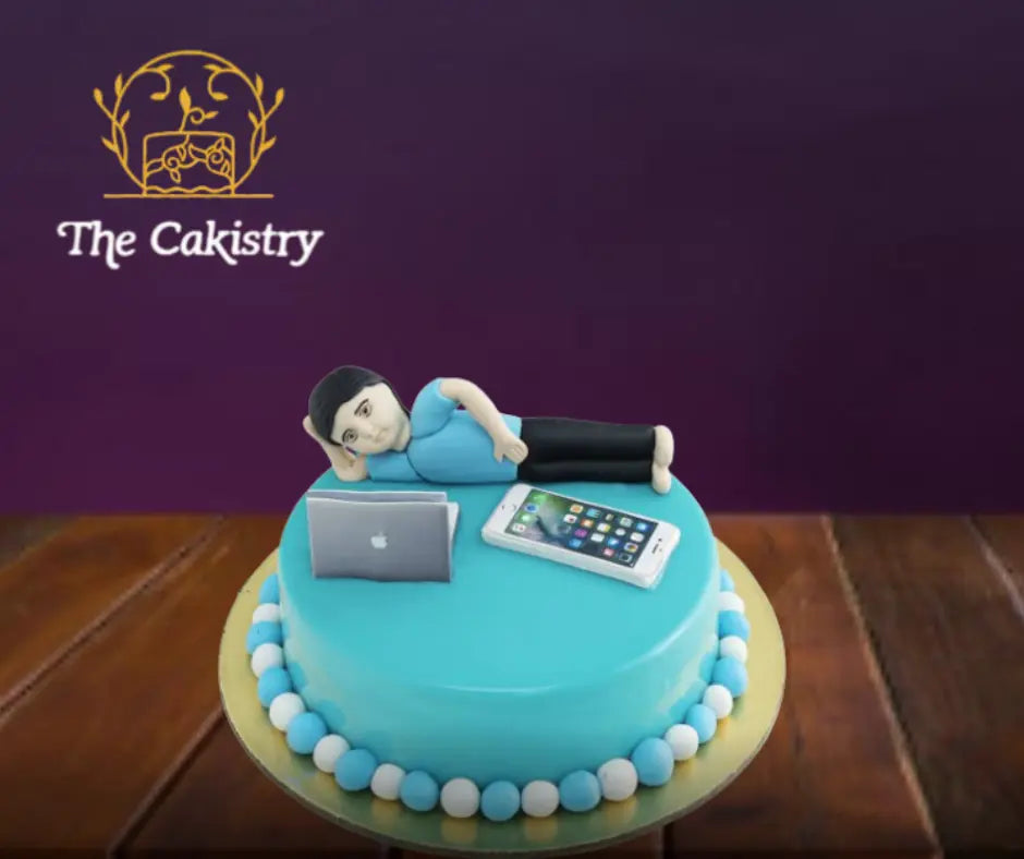 Laptop and Phone Cake for Him from The Cakistry