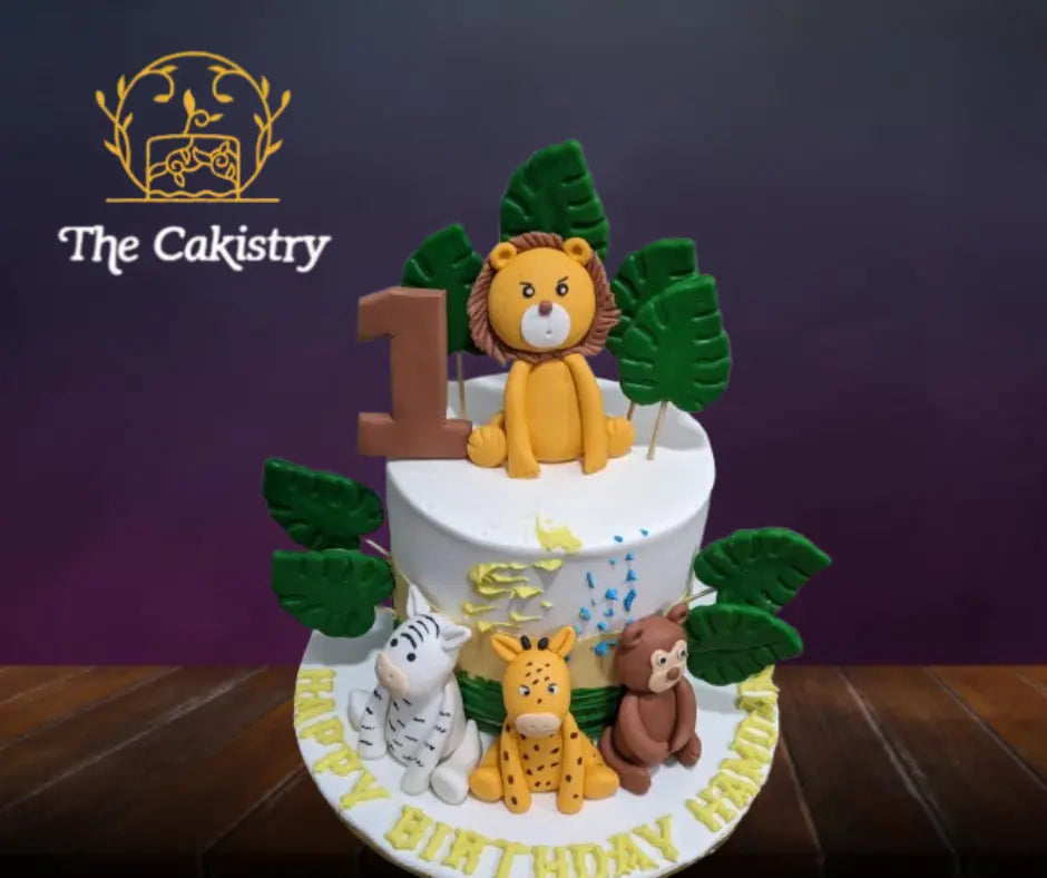 Cake Wild One birthday fondant cake frontal